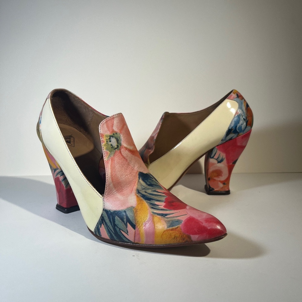 John Fluevog Elegant Conversations Kendra Floral Heels Women's Size 9